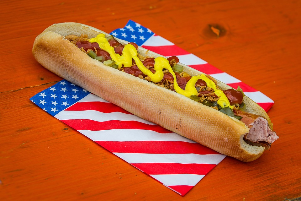 Record du monde de hot-dogs avalés